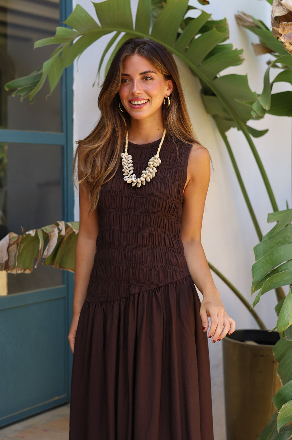 VESTIDO NIDO ASIMETRICO MARRON