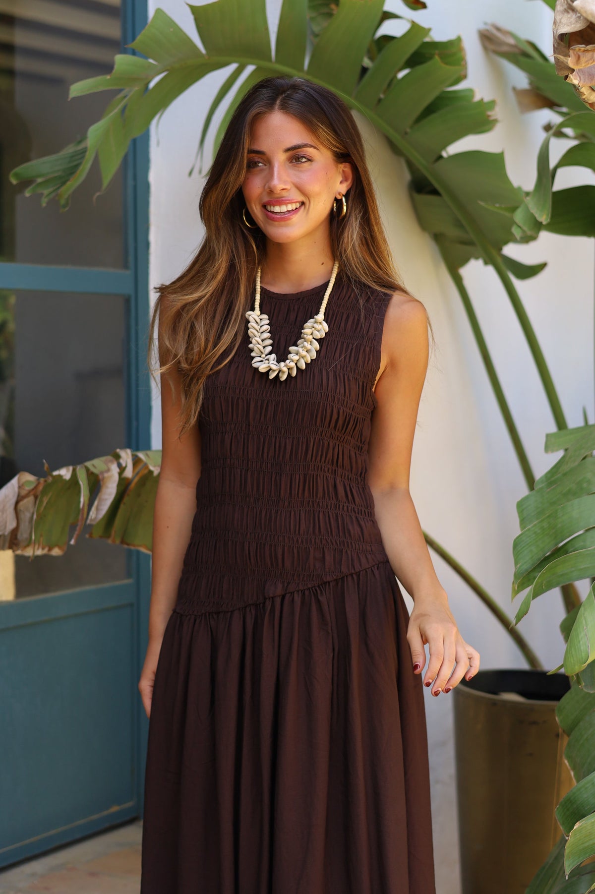 VESTIDO NIDO ASIMETRICO MARRON