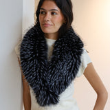 CUELLO PELO LARGO SINTETICO NEGRO Y BLANCO