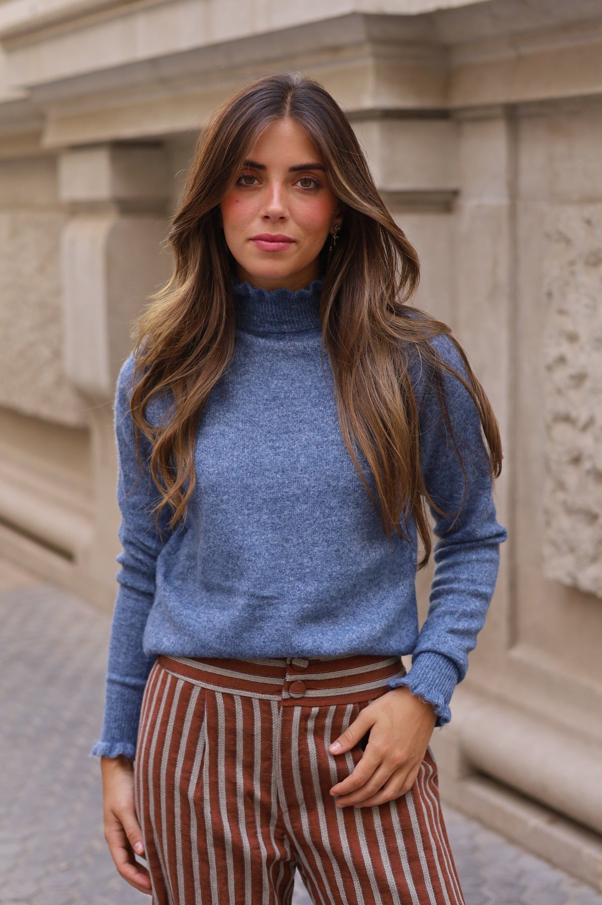 JERSEY CUELLO Y MANGA VOLANTES CELESTE
