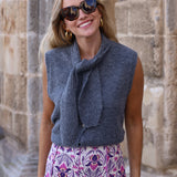 CHALECO LAZO GRIS