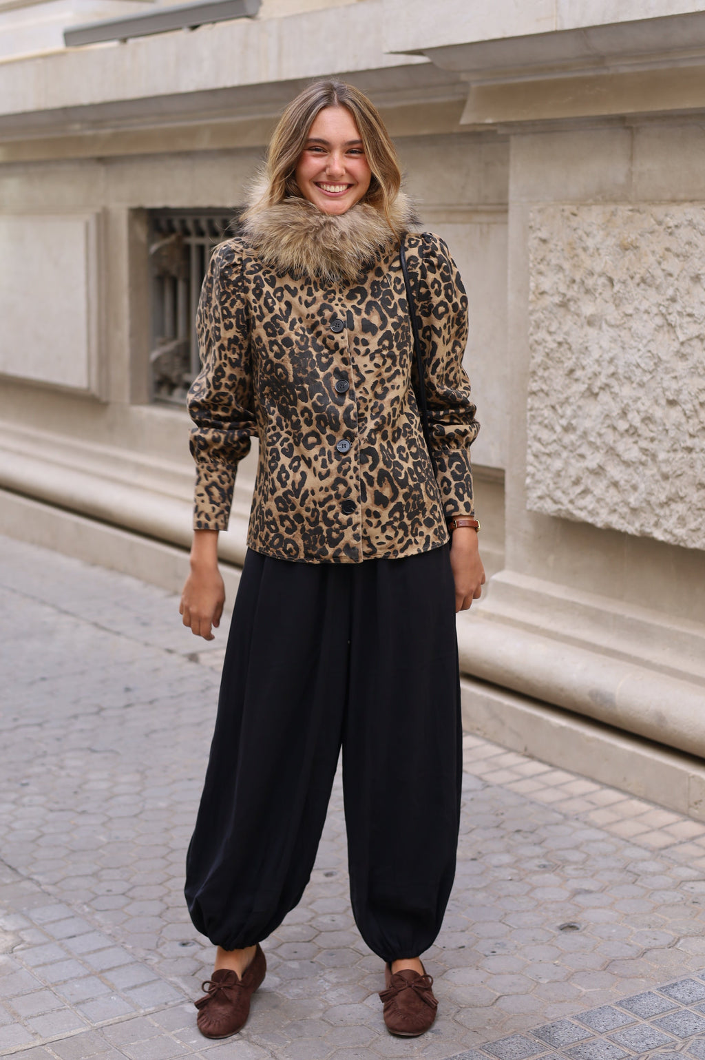 PANTALON BOMBACHO LISO NEGRO