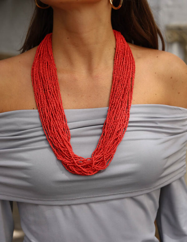 COLLAR BOLITAS CORAL