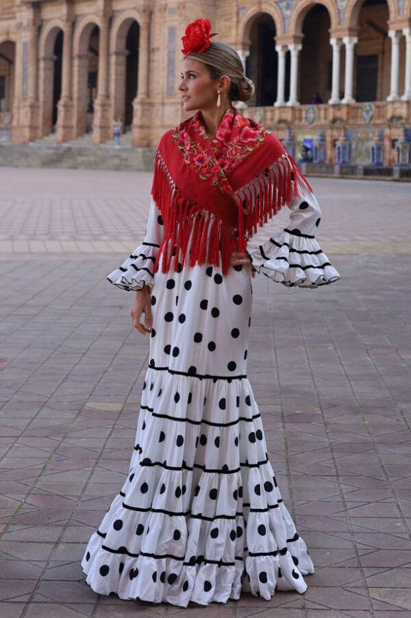 TRAJE DE FLAMENCA CANASTERO BLANCO LUNAR NEGRO